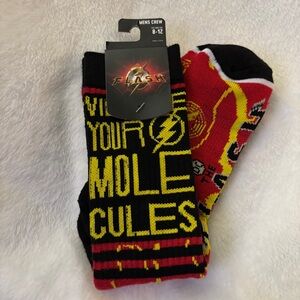 NEW Bioworld DC WB Flash Men's Novelty Crew Socks "Vibrate Your Molecules" Super